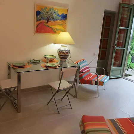 Petite Champetre En Ville Holiday home